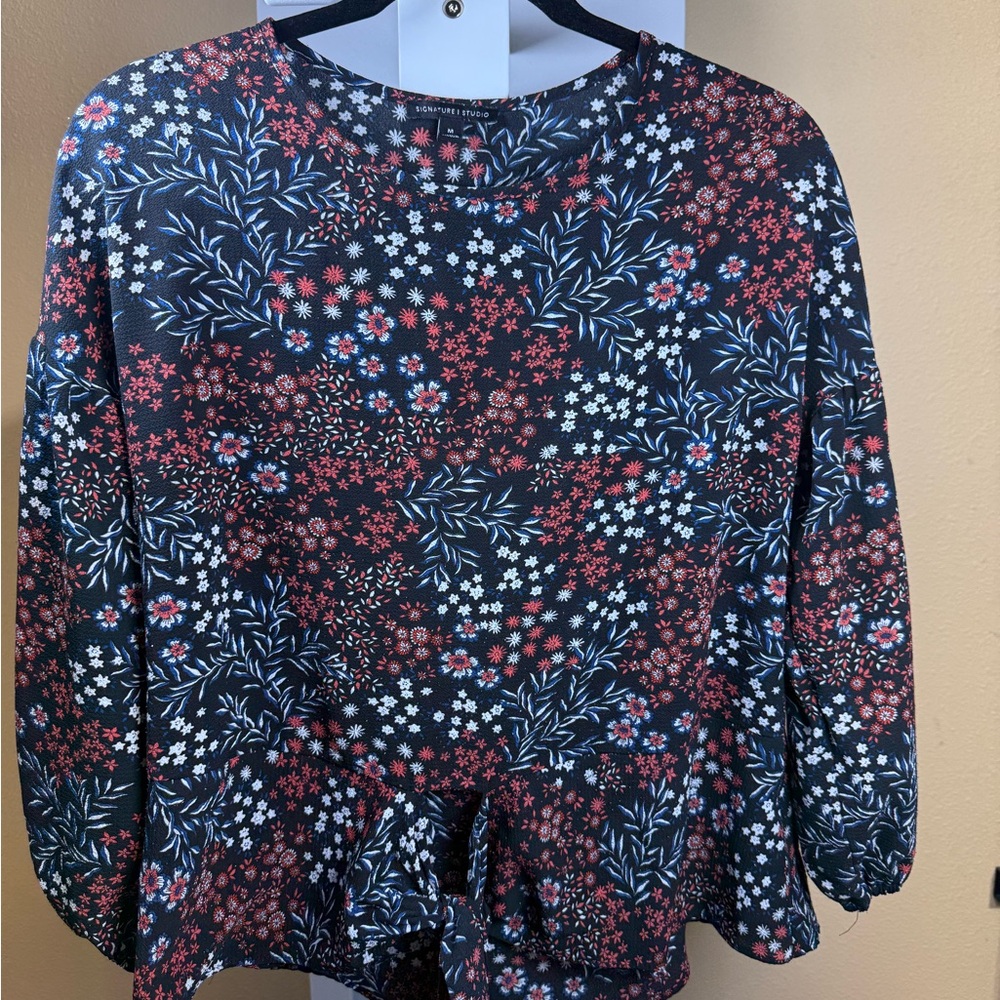 Airy and Light, Floral Print Women's Top - Black and Red